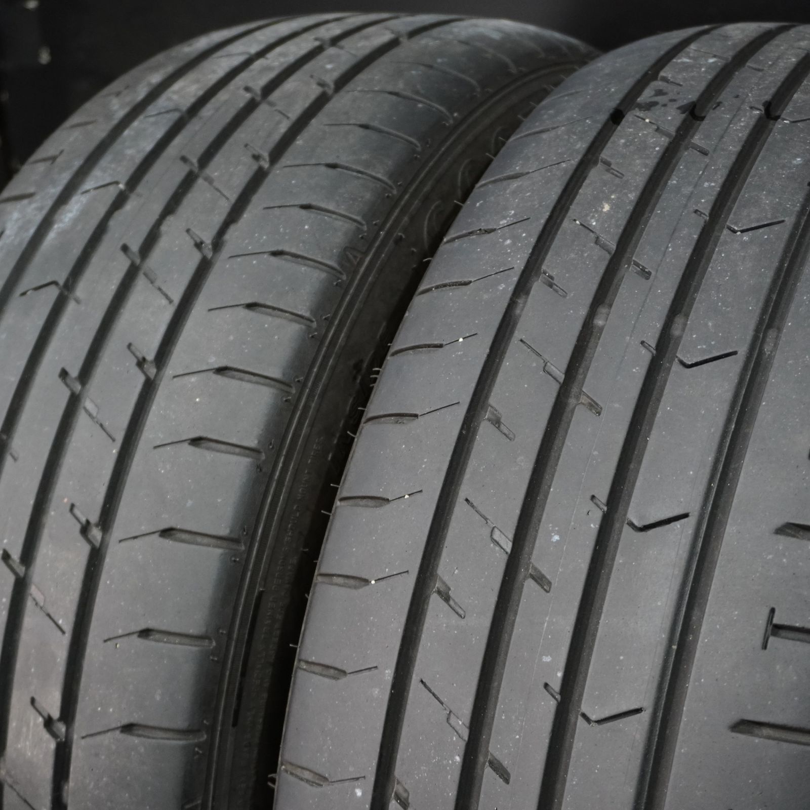 22年製 溝あり グッドイヤー EAGLE RV F 215 45 R 18 4本 マツダ3 キックス 80系ノア ヴォクシー等