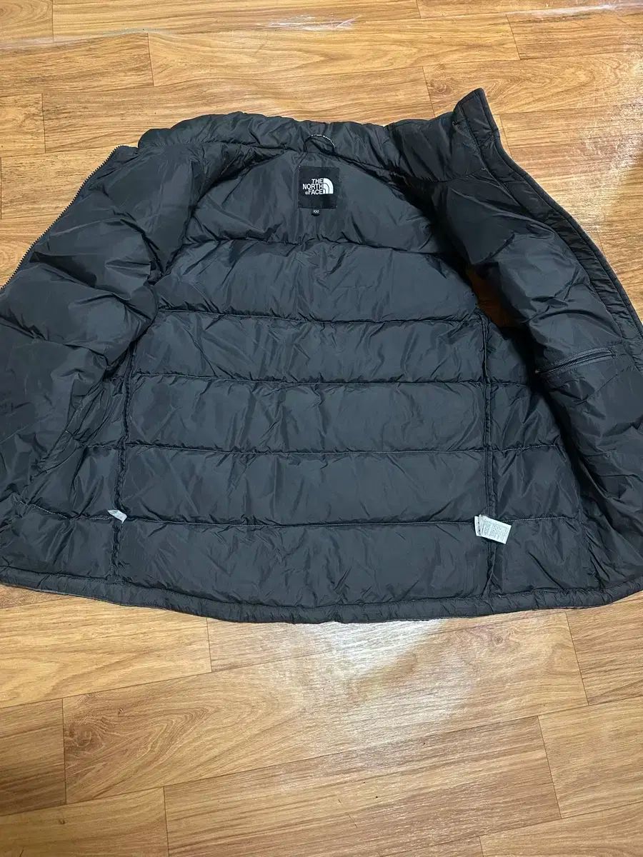 100 ザノースフェイス 700フィル ダウン ベスト
