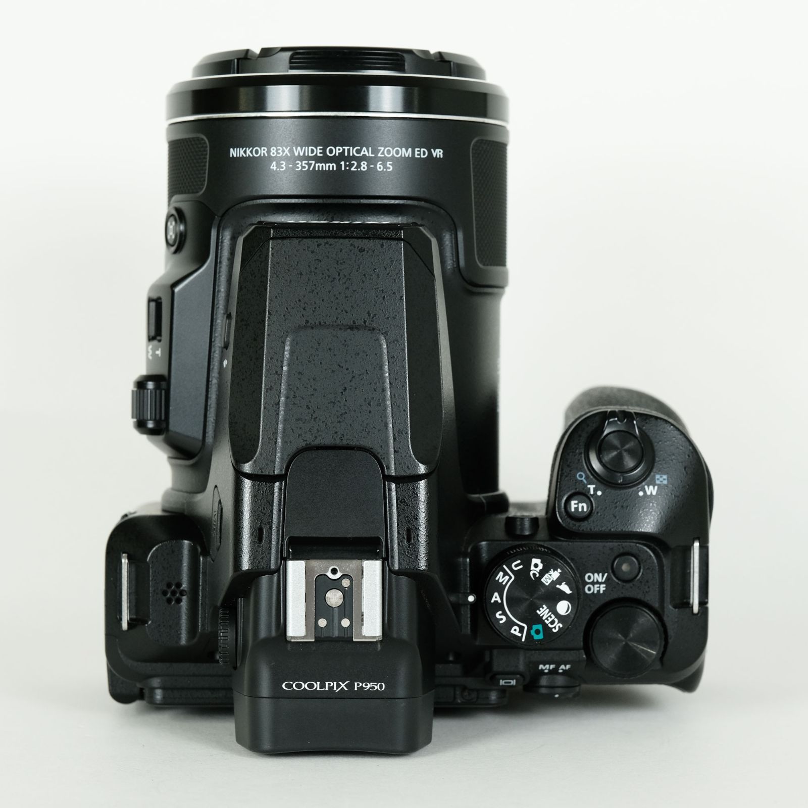 Nikon デジタルカメラ COOLPIX P950 （フィルターのおまけ付き） Amazon | Nikon Coolpix P950デジタルカメラ用汎用円偏光CPLフィルター