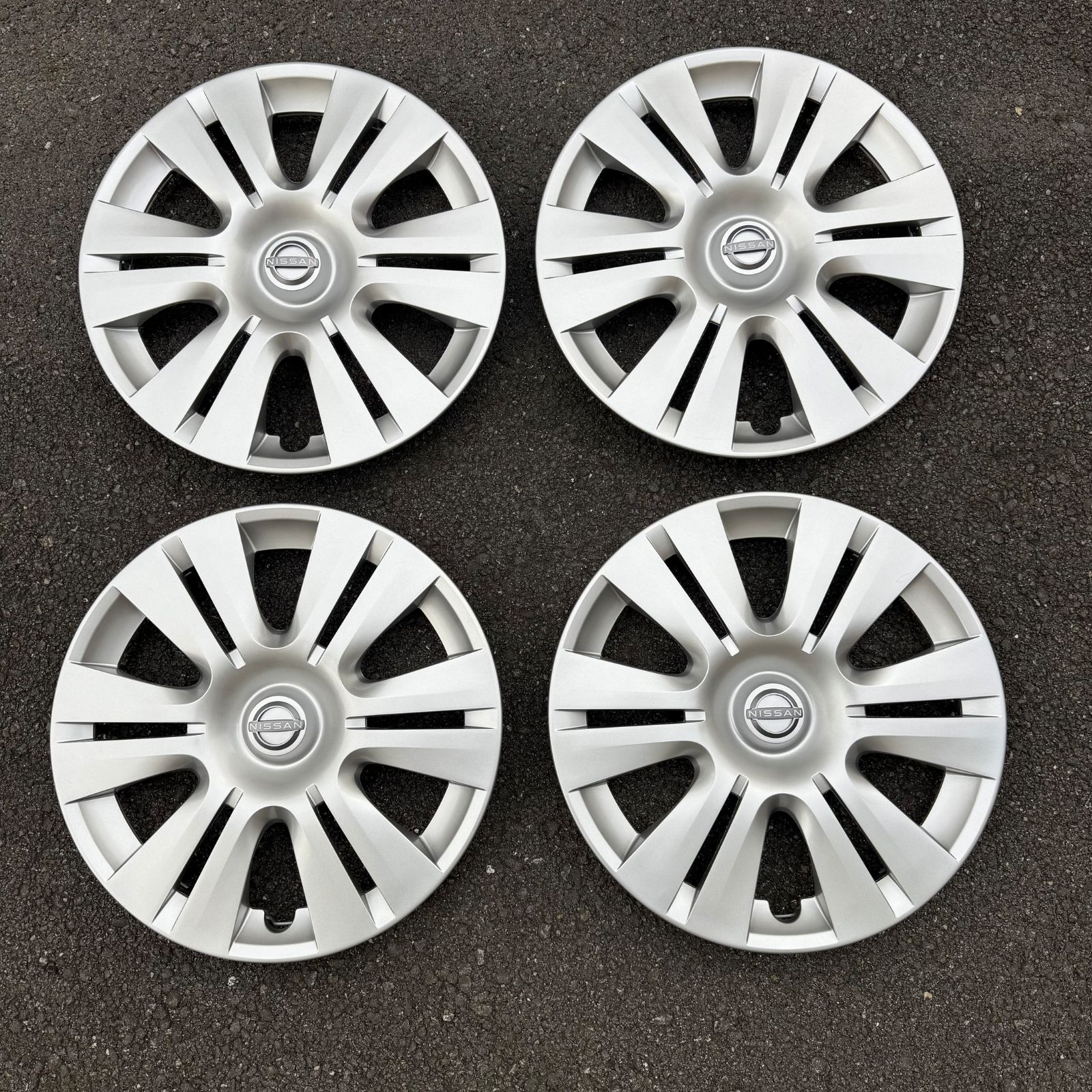 日産 NISSAN 純正 ホイールキャップ 15インチ 40315 5YE0C 4枚 セット 