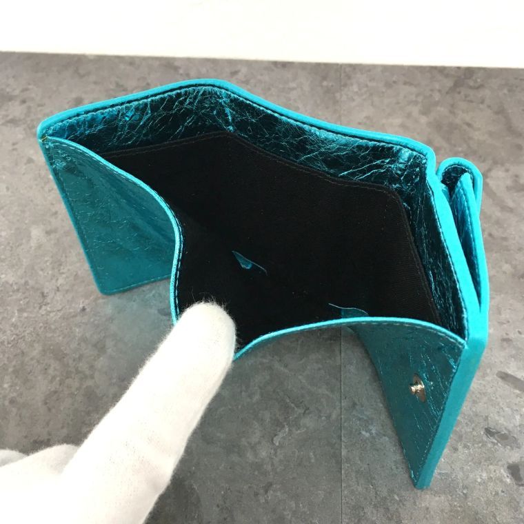 コンパクトウォレット メタリックブルー