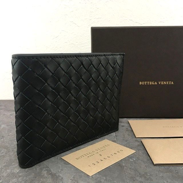 37 み BOTTEGAVENETA 二つ折り財布 ブラック ラムスキン き