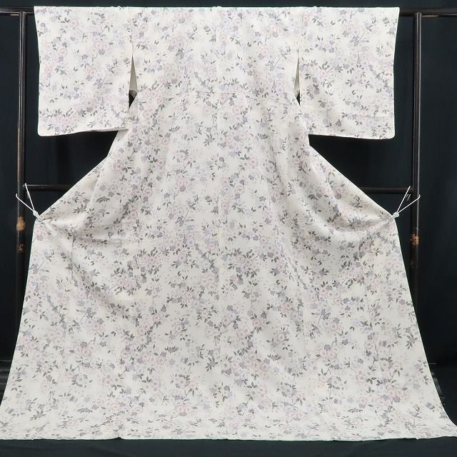 ❁tomihisa❁新品 京友禅 桜 着物“花満開に笑みを浮かべて桜小紋で春を