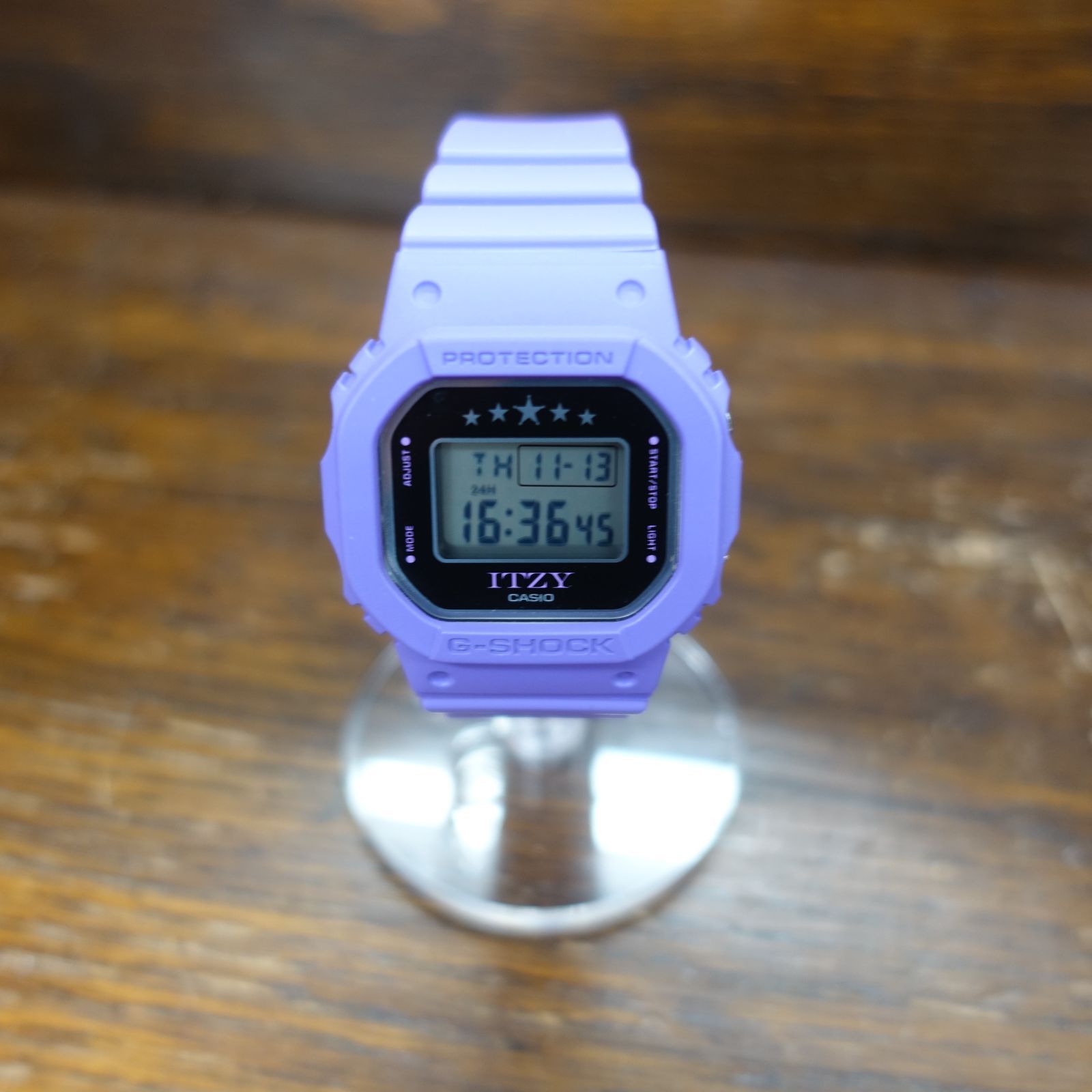 カシオCASIO Gショック ジーショック G-SHOCK Sシリーズ ITZYコラボ 