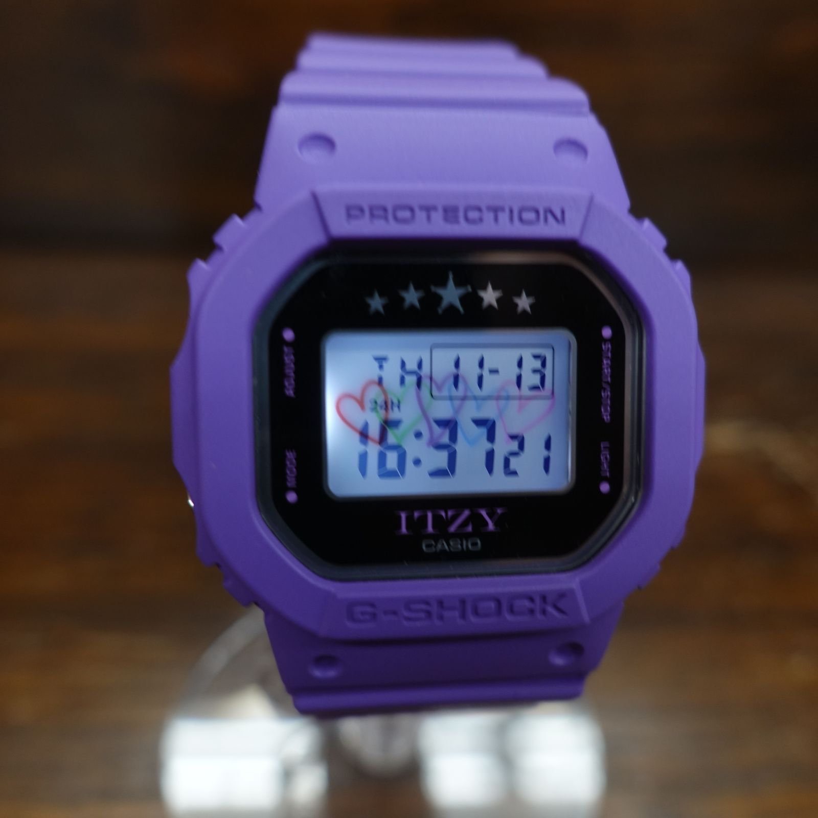 カシオCASIO Gショック ジーショック G-SHOCK Sシリーズ ITZYコラボ 