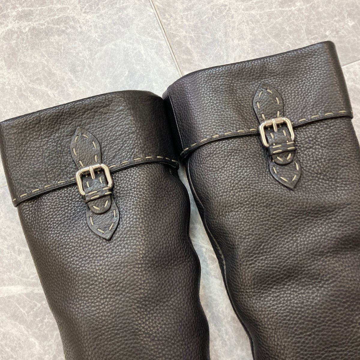 レディース ブラック