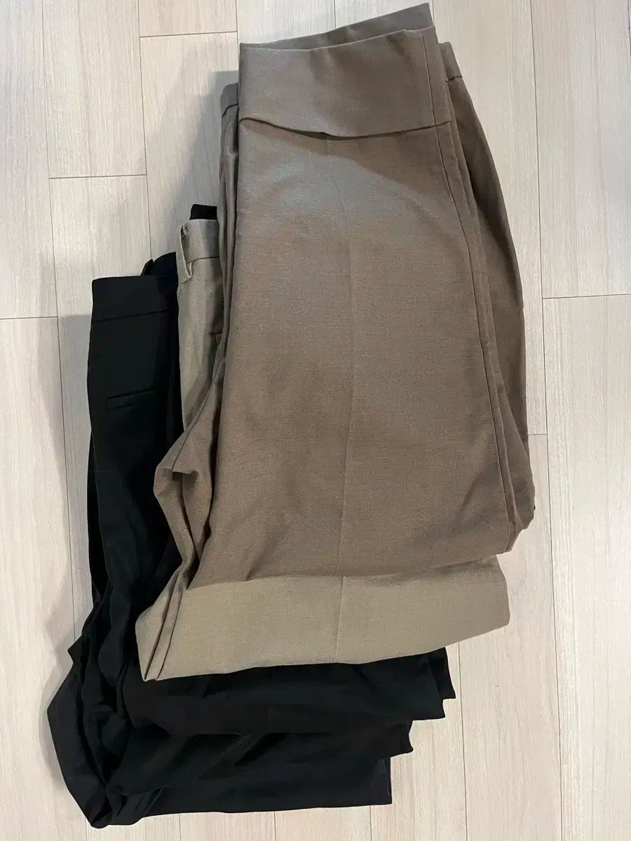 イルコルソ スポーツブラ ワンタック スラックス 86 34