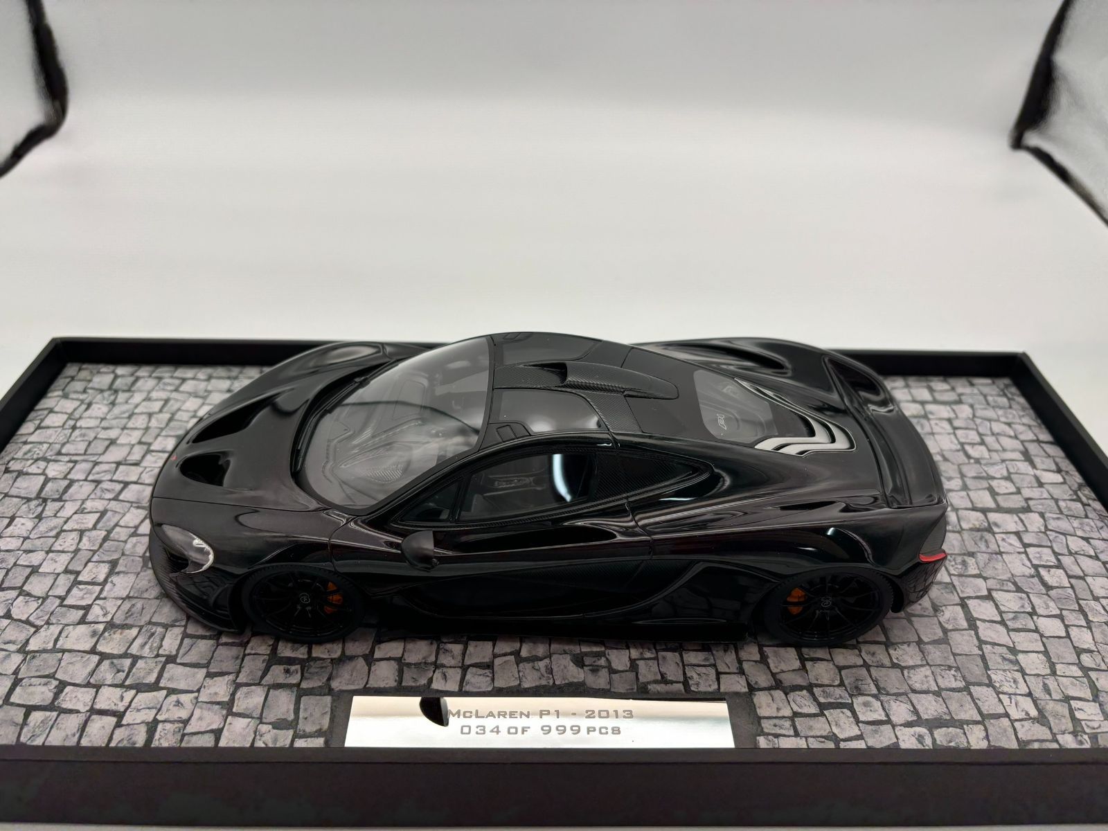 MO 00242 ミニチャンプス 1 18 マクラーレン P 2013 ファーストクラス