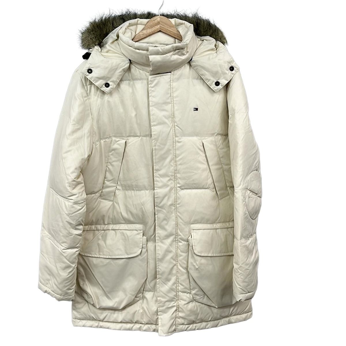 美品★トミー ヒルフィガー・ワッペン フード付き ダウンコート(ML相当) トミーヒルフィガー ダウンコート サイズM M レディース美品