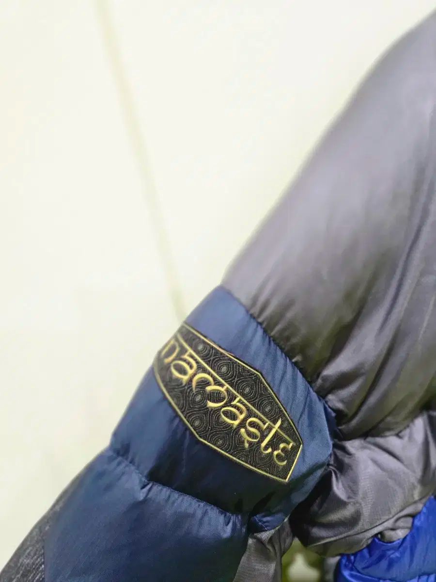 ダウン ジャケット