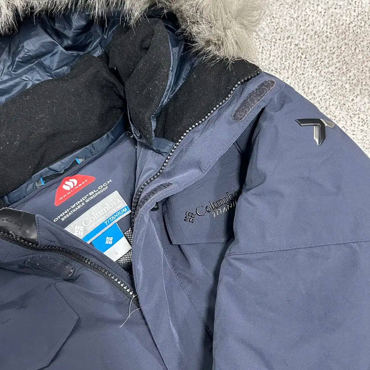 コロンビア メンズ チタン ダウン Tシャツ