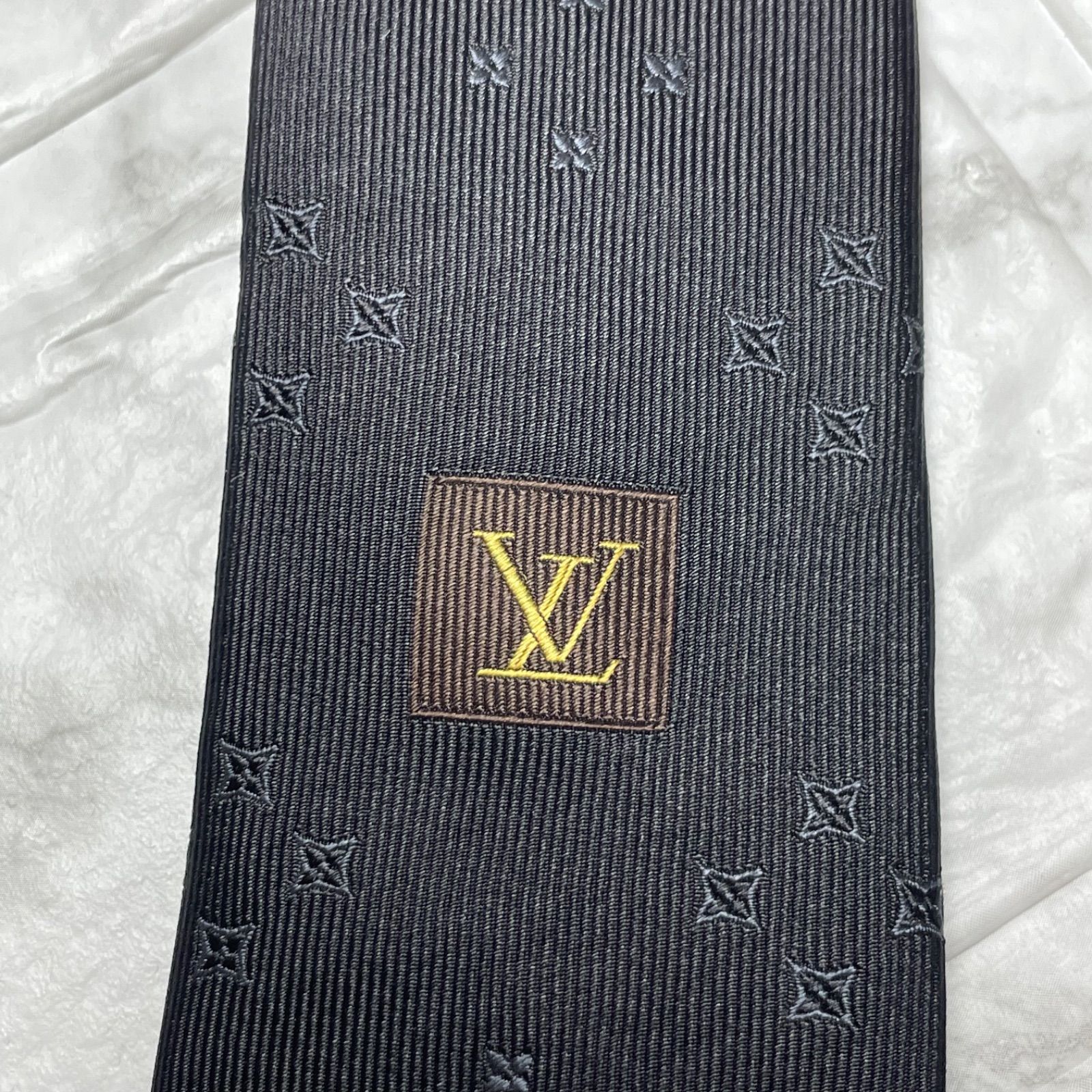 ルイヴィトン LOUIS VUITTON ネクタイ モノグラム ブラック - メルカリ