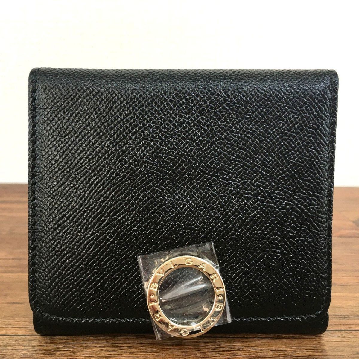 127 送料込み！ 極美品 BVLGARI Wホック財布 ブラック レザー ブルガリ