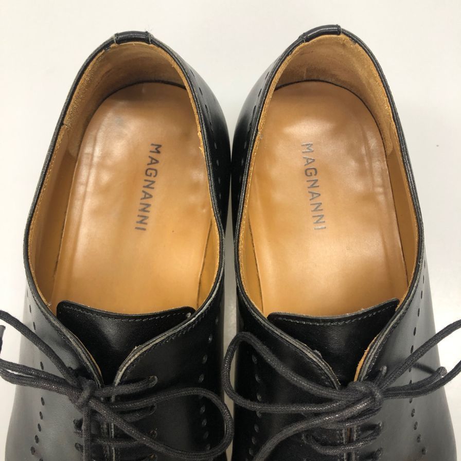 レースアップシューズ