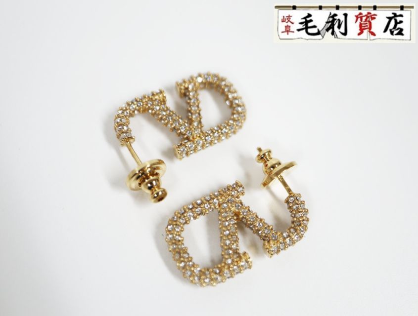 ヴァレンティノガラヴァ―ニ VALENTINO GARAVANI Vロゴメタル クリスタル ピアス ゴールド