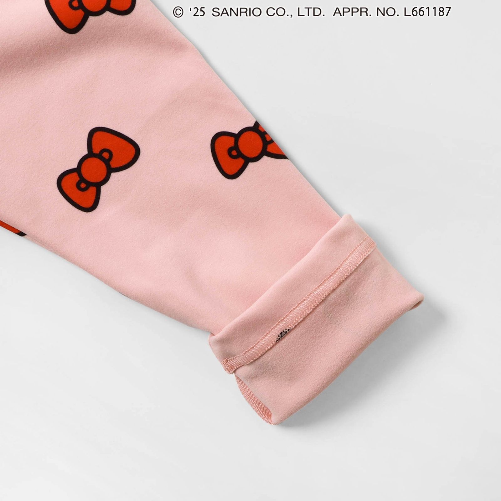 子供服 パジャマ サンリオ 女の子 ハローキティ アンパサンド フリース 裏起毛 長袖 140cm 130cm 120cm 110cm 100cm 90cm 秋 冬 ワンマイルウェア もこもこ かわいい おしゃれ 子供用 保育園 幼稚園 園児 小学生