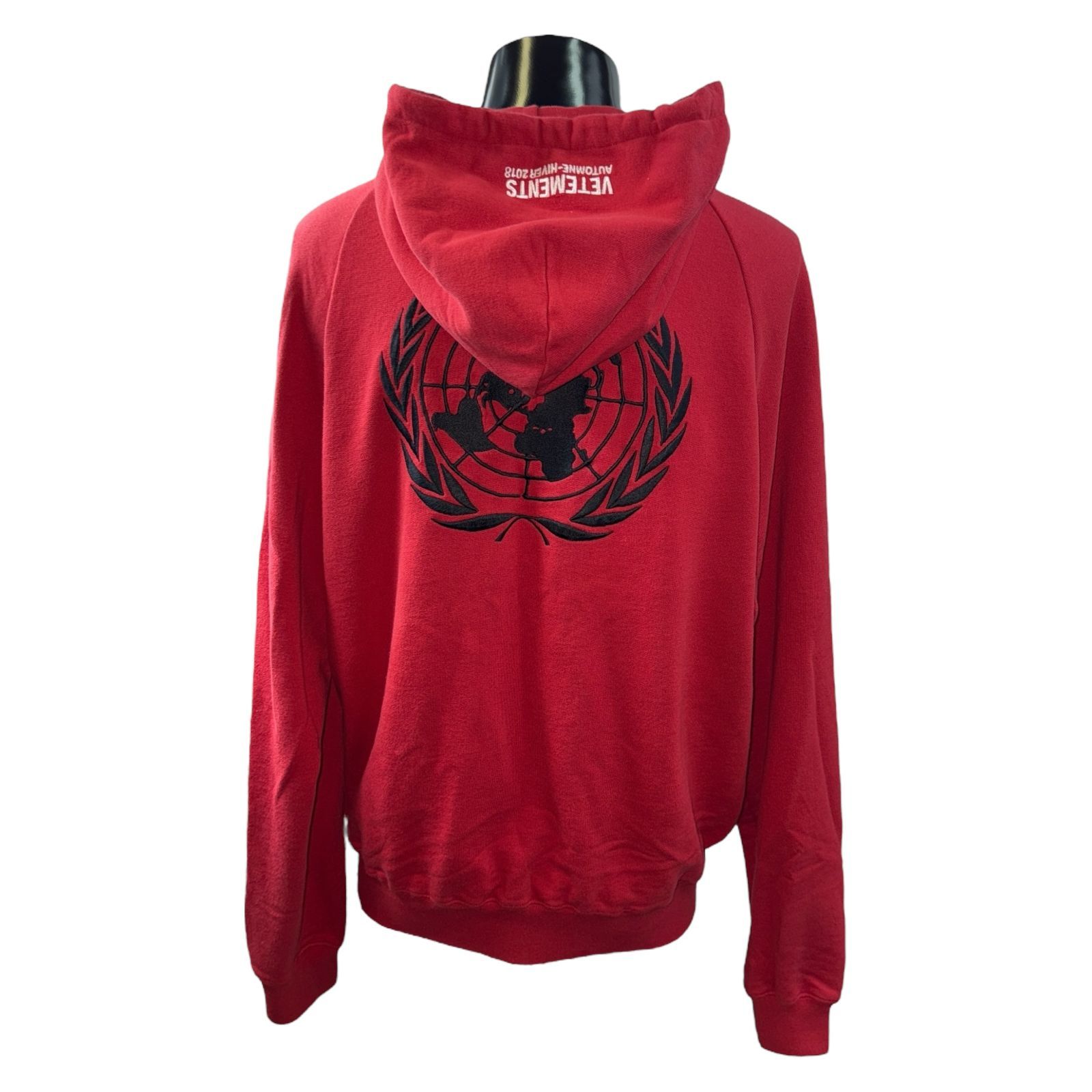 VETEMENTS】ヴェトモン 17FW FREE HUGS ZIP HOODIE - メルカリ