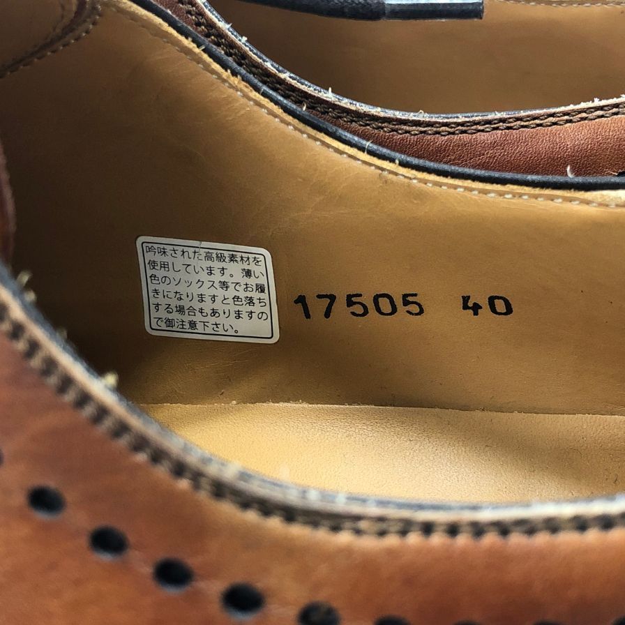 マグナーニ レースアップシューズ ホールカット メダリオン ブラウン  