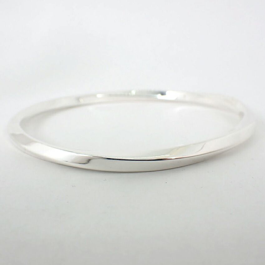 ブレスレット j