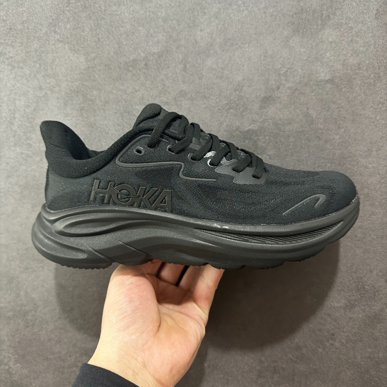 HOKA ONE ONE ホカ オネオネ CLIFTON 10 クリフトン 10 ジョギングシューズ ランニングシューズ 靴 スニーカー ブラック スポーツ