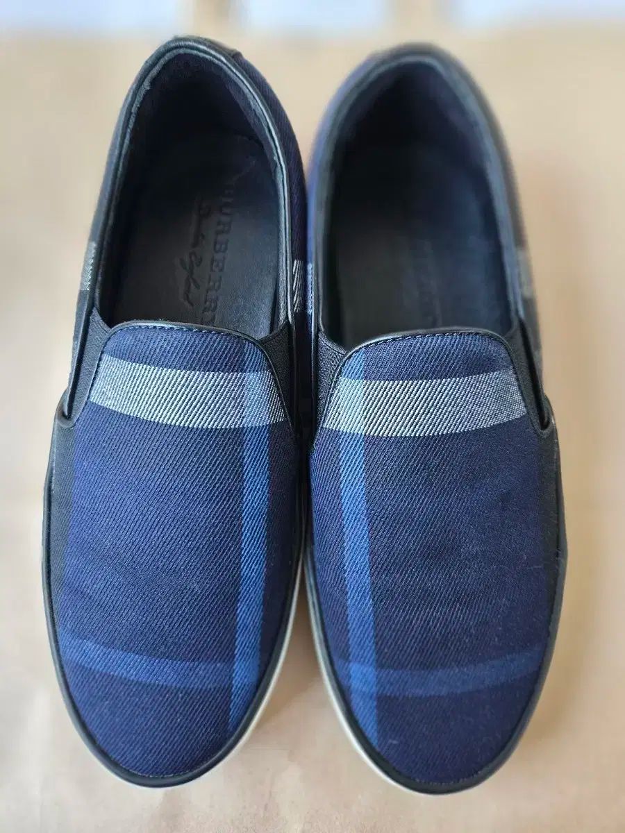 キッズ バーバリー スリッポン スニーカー 36