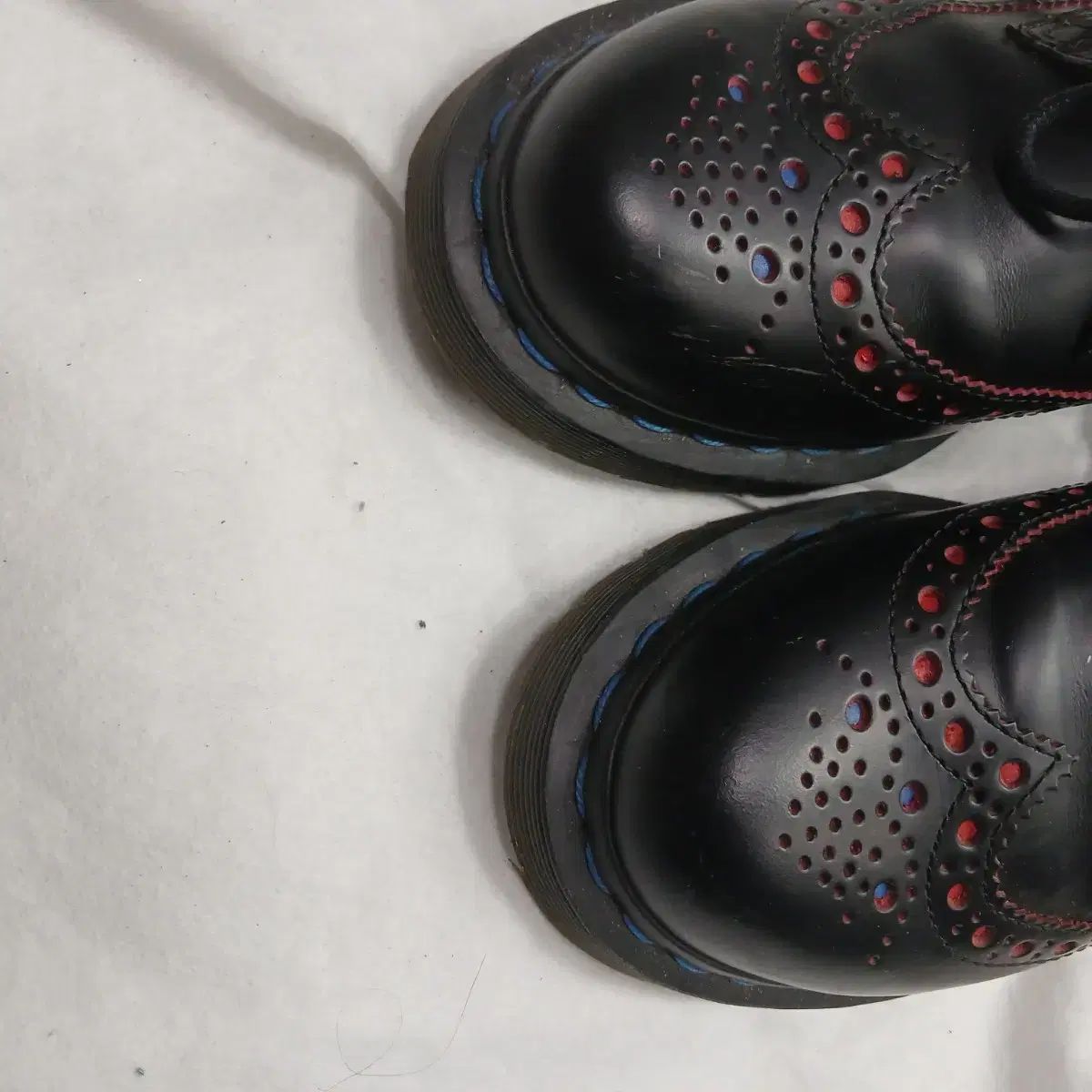 ブラック ウイングチップ