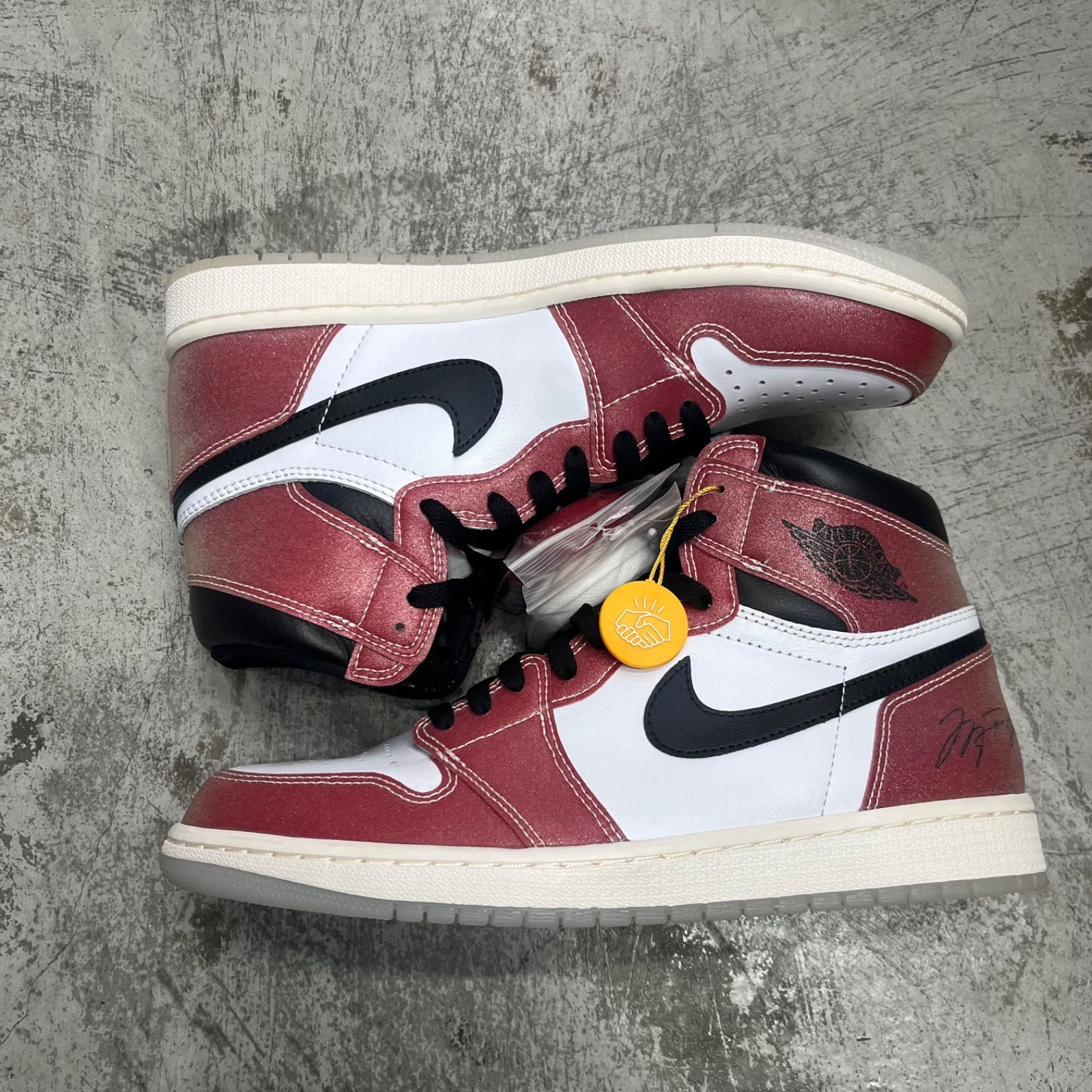 未使用 NIKE Air Jordan 1 High OG Chicago トロフィールーム 