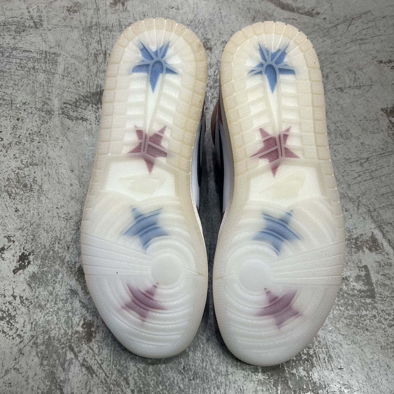 未使用 NIKE Air Jordan 1 High OG Chicago トロフィールーム 