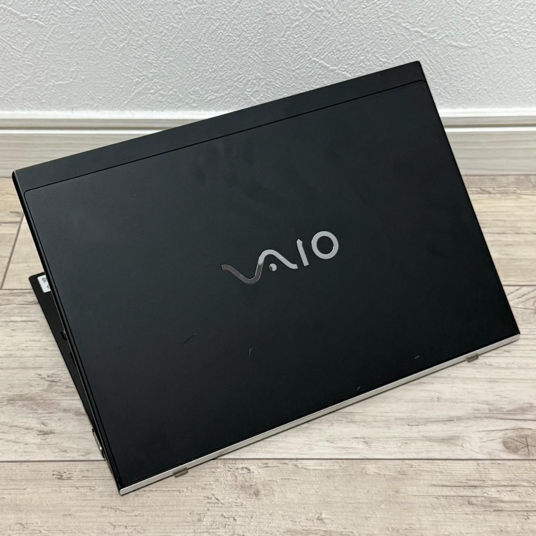 10世代 Corei5 VAIO 8G SSD256G 12.5FHD 薄型軽量 オフィス2021 軽量