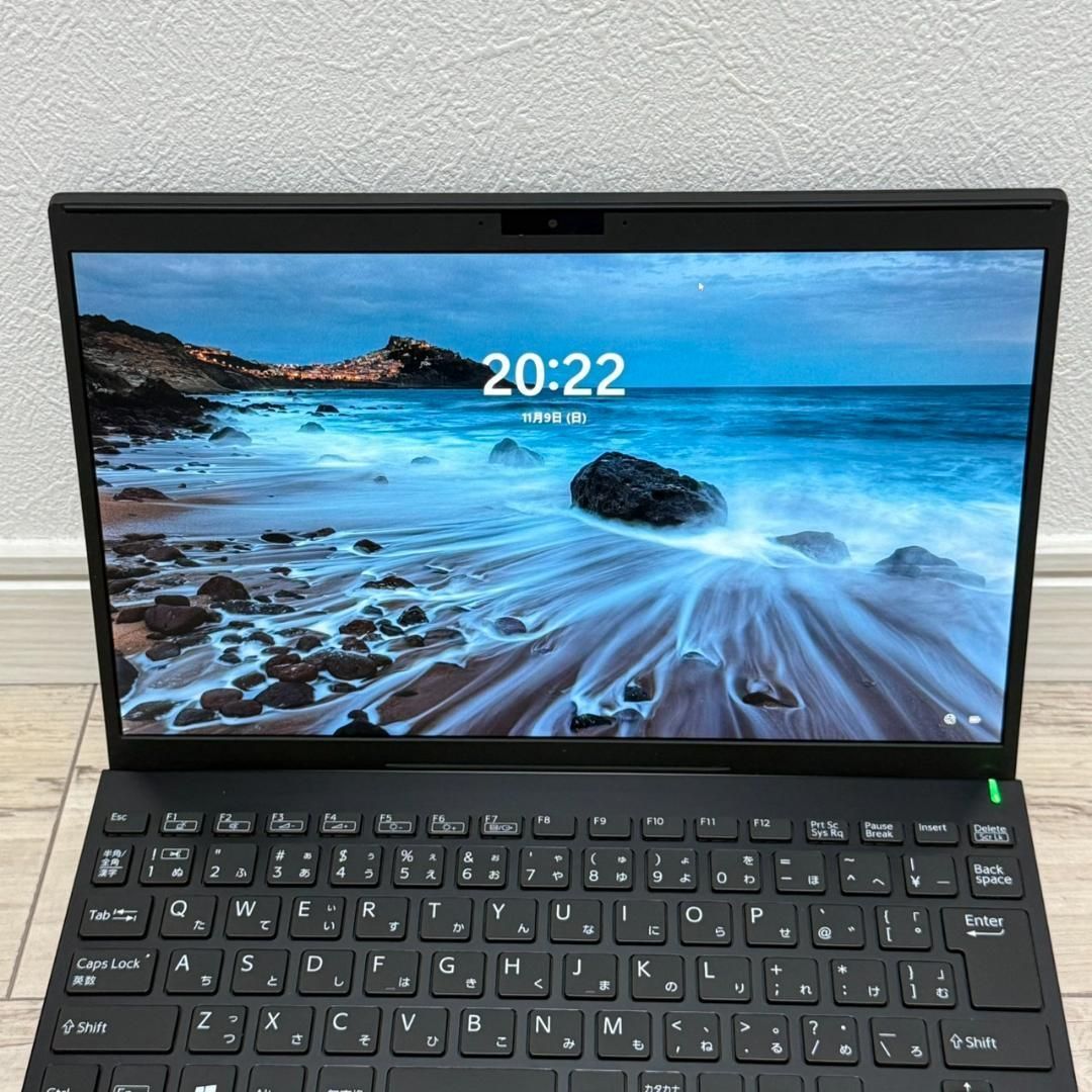 10世代 Corei5 VAIO 8G SSD256G 12.5FHD 薄型軽量 オフィス2021 軽量