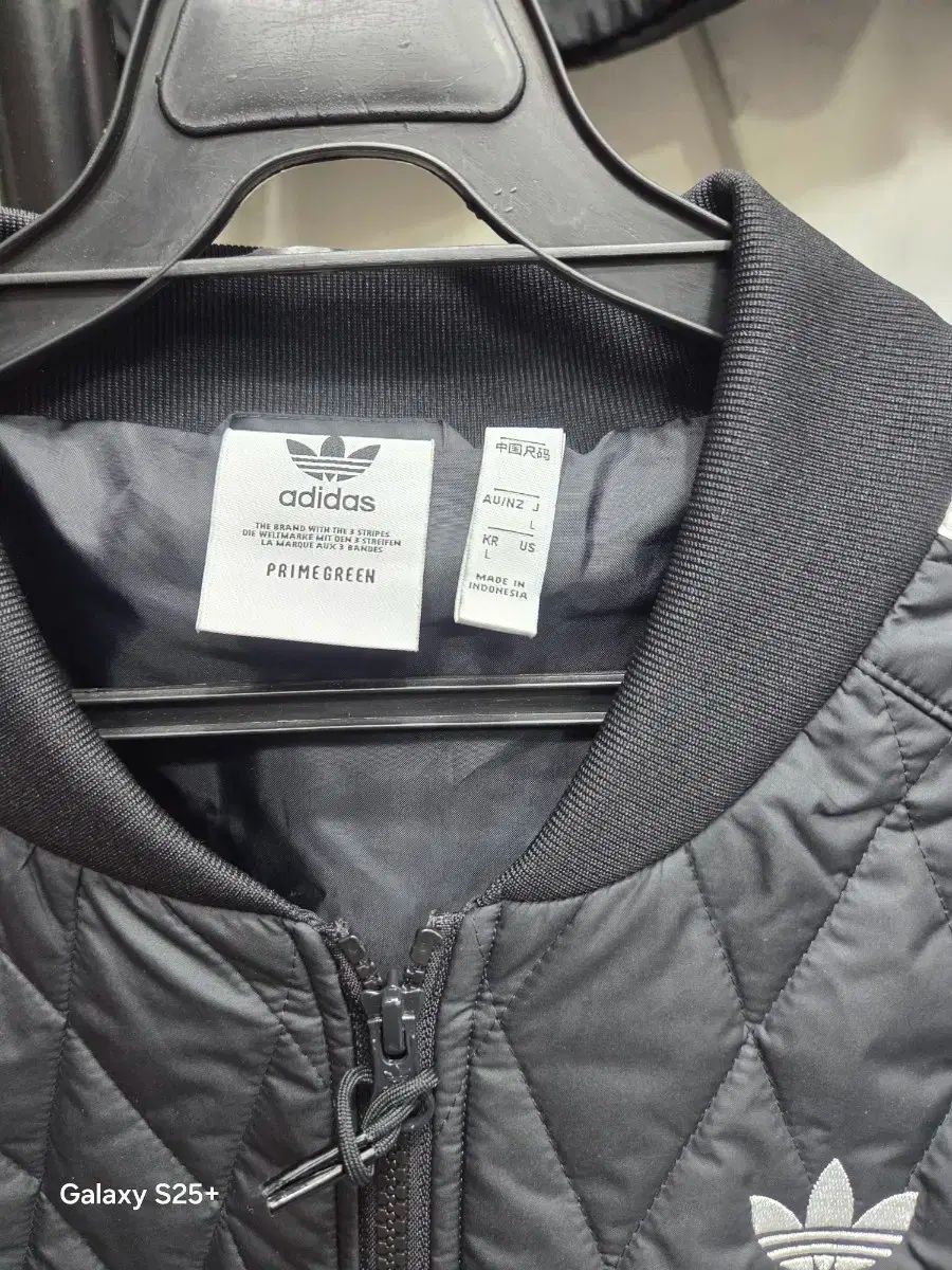 アディダス 3本線 キルティング ブラック アウター
