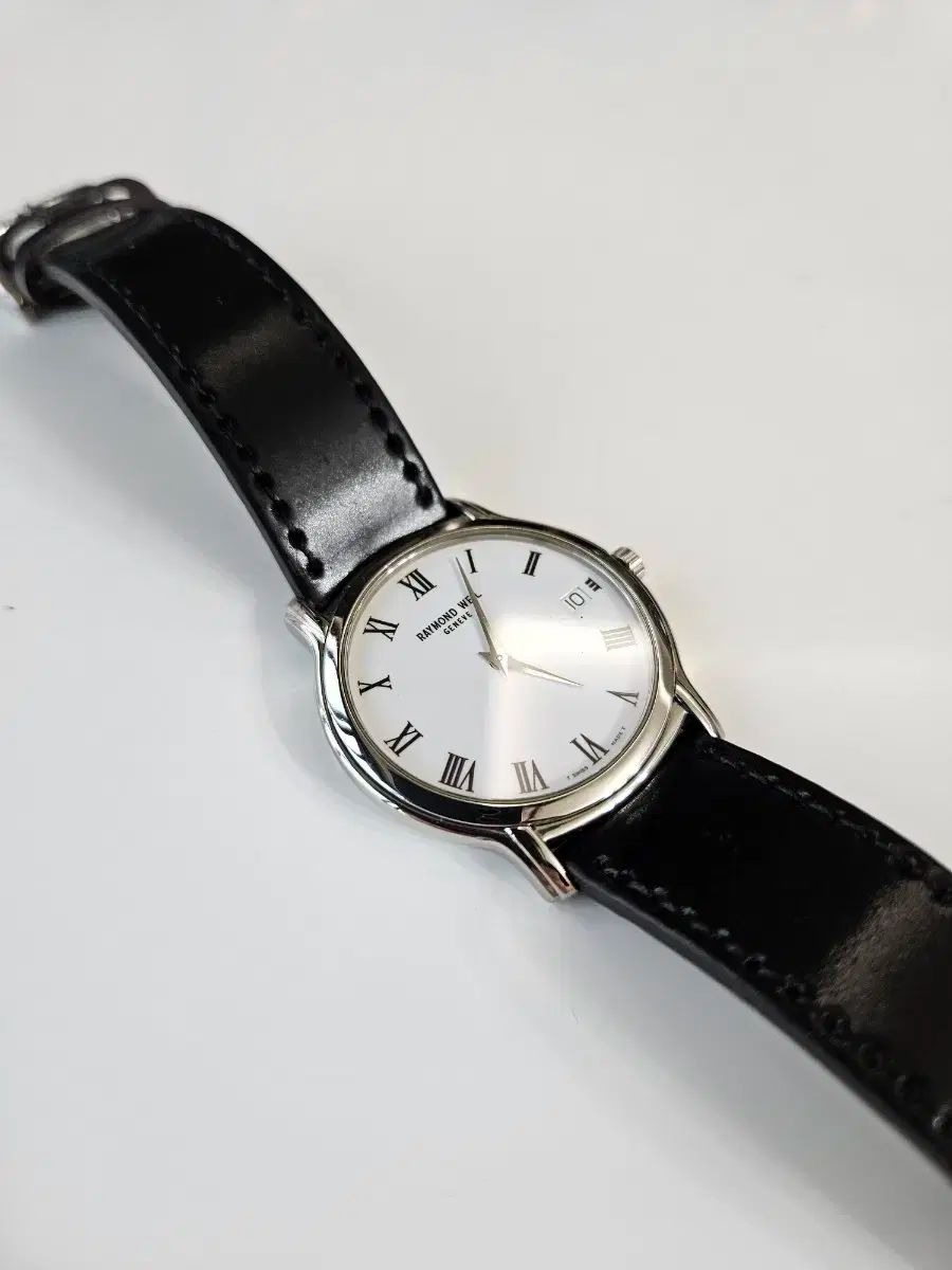 レイモンド ウェイル