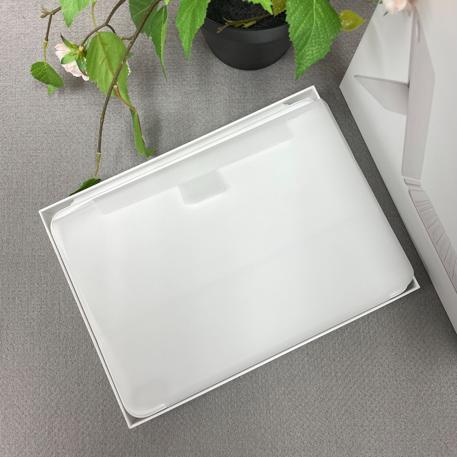  iPad 第10世代 Magic Keyboard Folio YKLH 3 iPad保護フィルム iPadアクセサリー