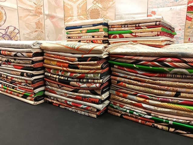 平和屋着物 袋帯 西陣 まとめて100点 鳳凰 鶴 孔雀 尾長鳥 向い鳥 向い蝶 風景 正倉院 楽器 佐賀錦 金銀糸 あり 全て正絹 mmm 957