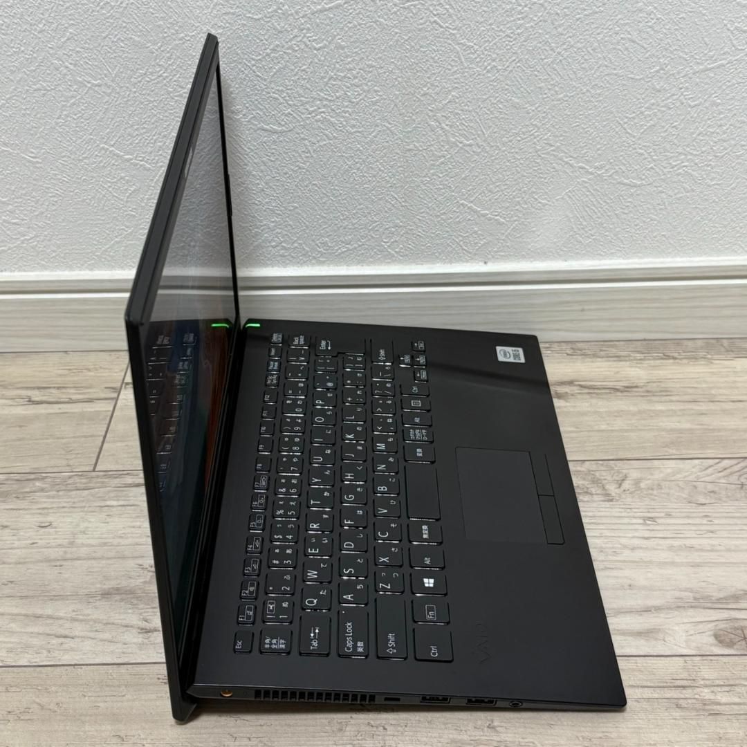 10世代 i5 VAIO メモリ8G SSD256G 薄型軽量 オフィス カメラ 薄軽量モデル 10世代 i5 国産安心 VAIO メモリ8GB SSD256G オフィス