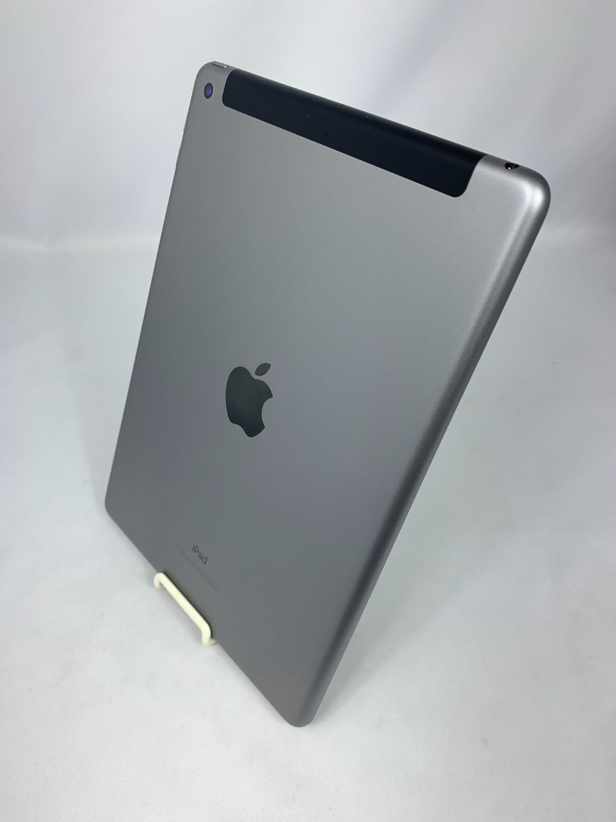 スピーカー不良 iPad 9.7インチ 2018 Wi-Fiモデル 32GB スペースグレイ 10日間保証