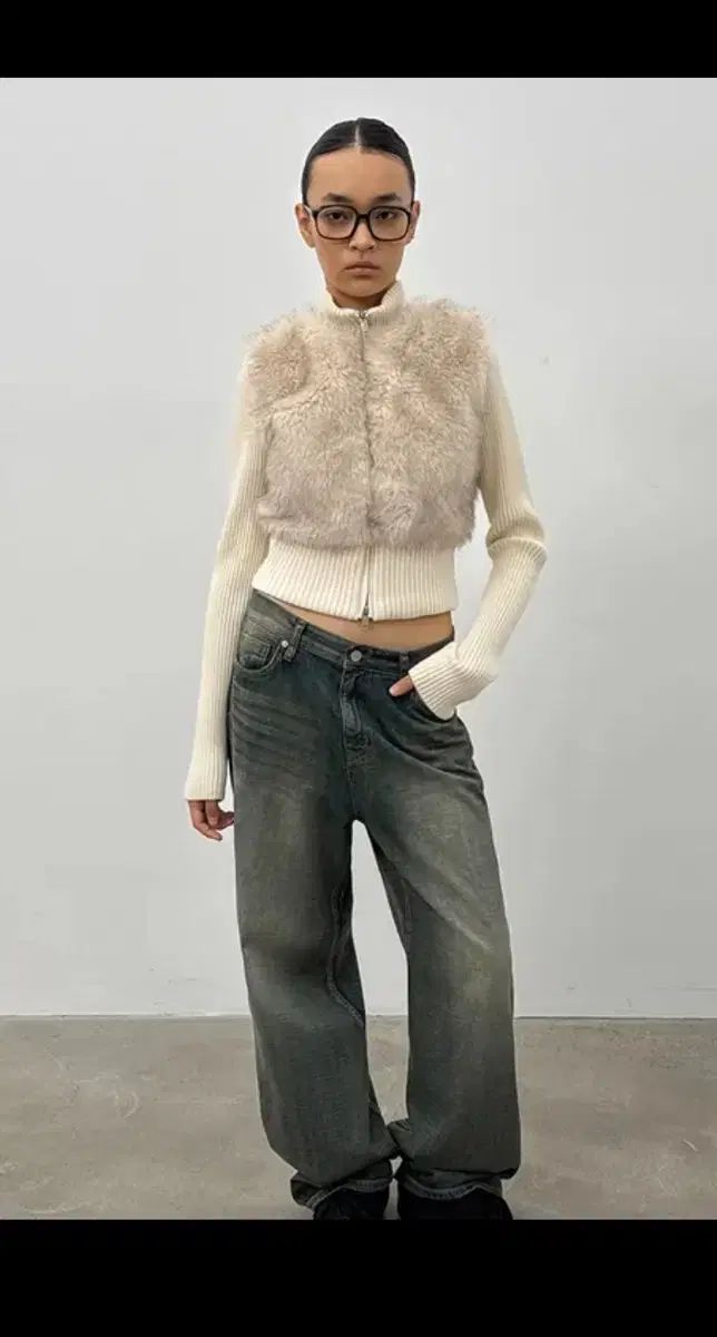 ブラックアップ デッキ ファー ニードル ジップアップ