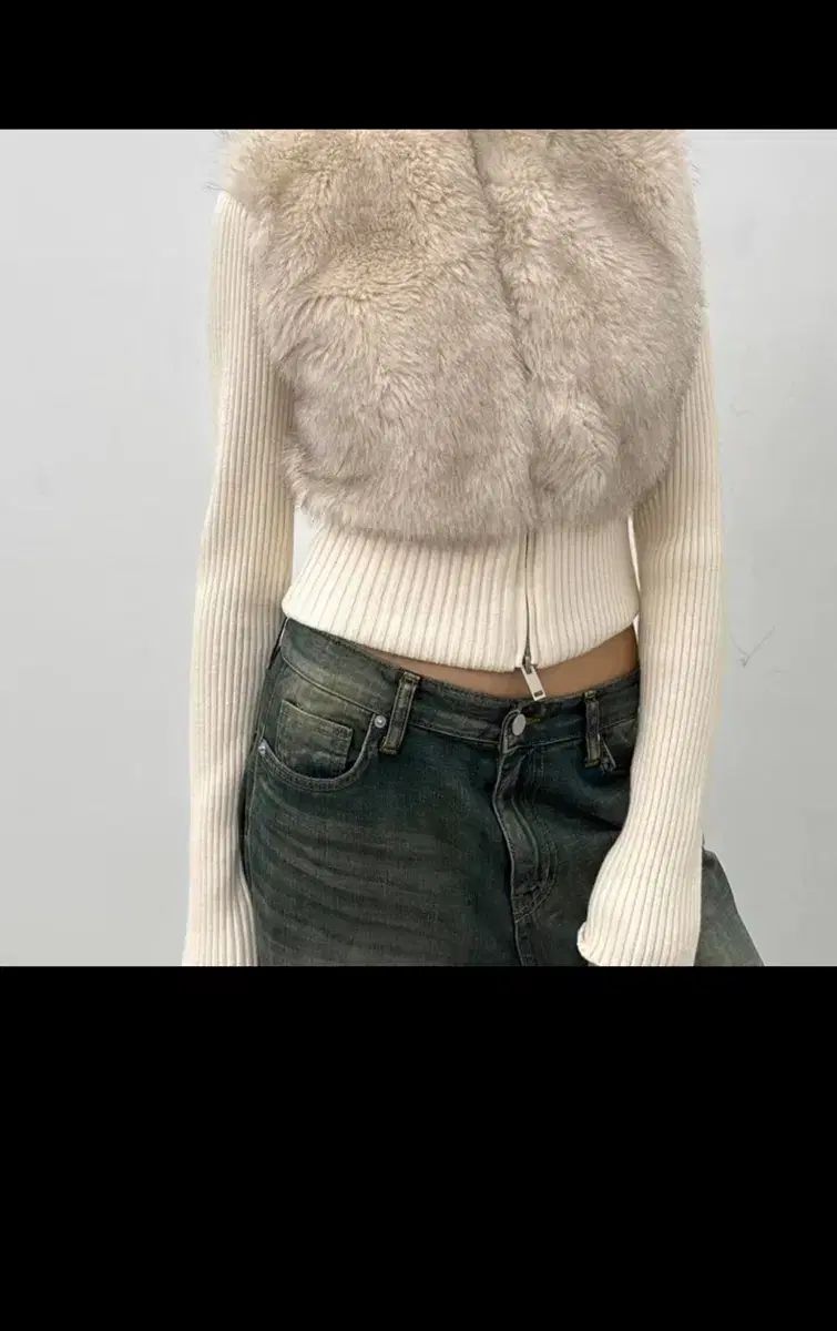 ブラックアップ デッキ ファー ニードル ジップアップ