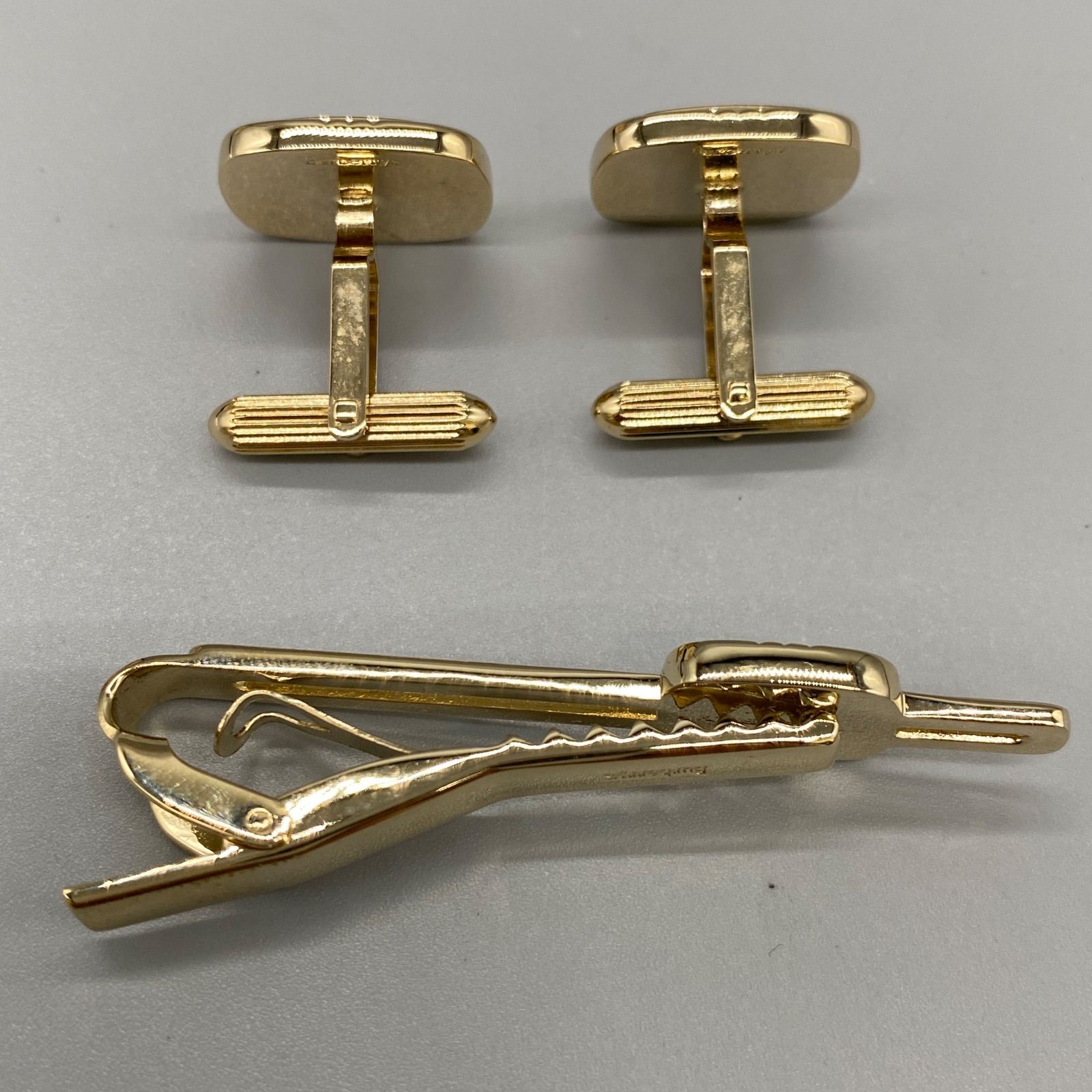 BURBERRY バーバリー タイピン カフスセット - メルカリ