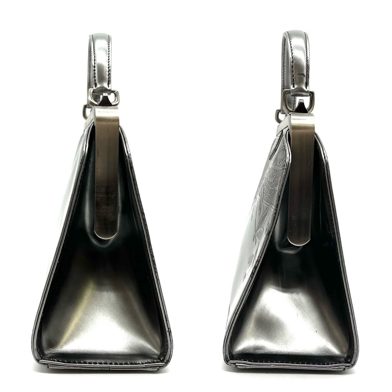 JPG ジャンポールゴルチエ ハンドバッグ ロゴ型押し エナメル JPG ジャンポールゴルチエ ハンドバッグ ロゴ型押し エナメル