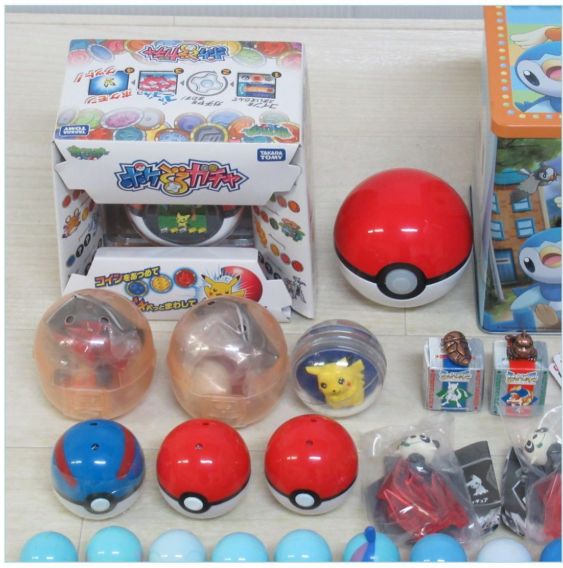 TOMY ポケモン ミニポケキーチェーン モンスターボール ジオラマ型玩具