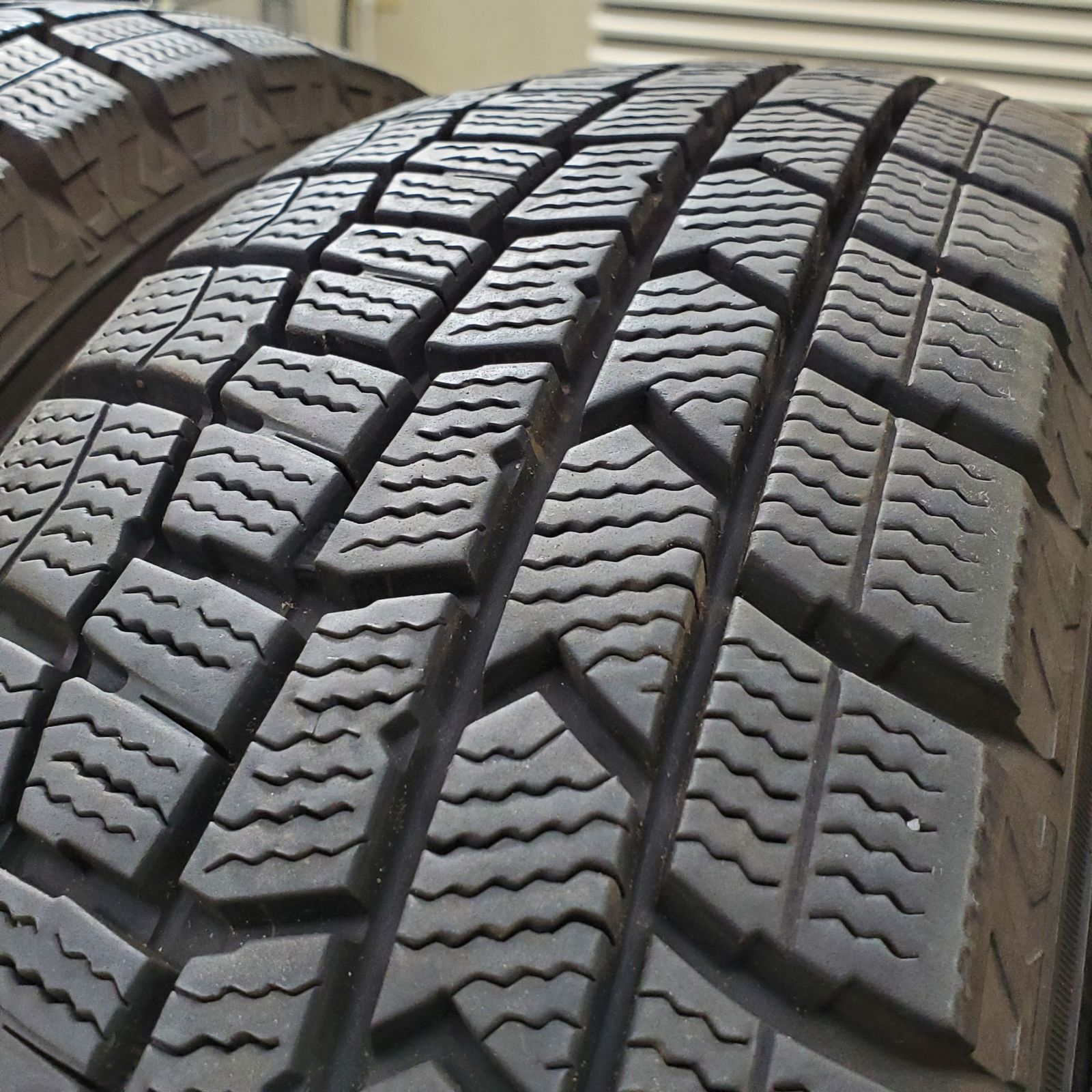 スタッドレスタイヤ