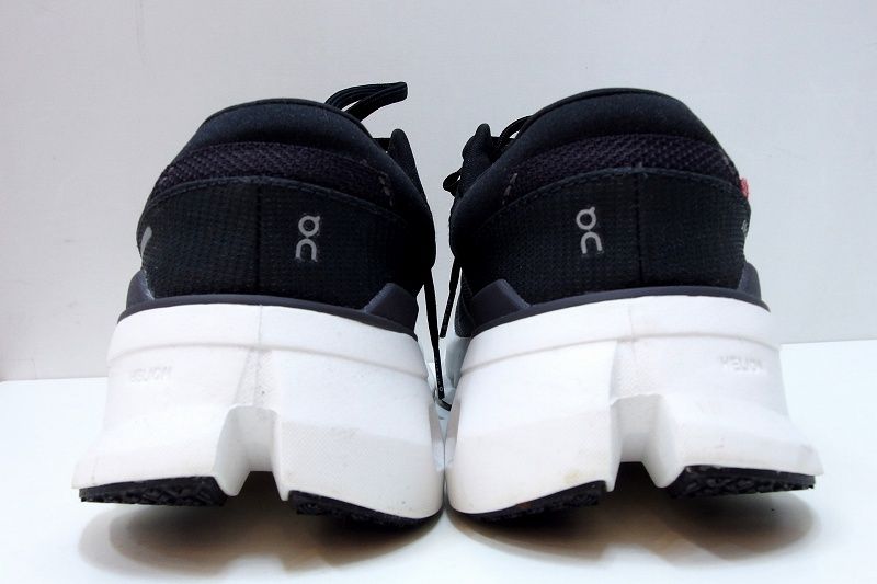  227173 On オン Cloudrunner 2 ランニングシューズ スニーカー 23.0ｃｍ ブラック スニーカー 靴