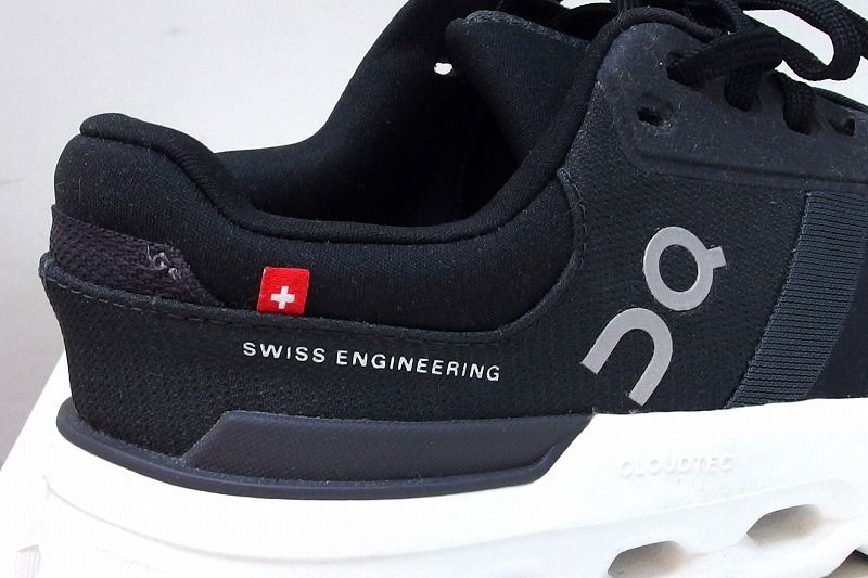 2 ランニングシューズ