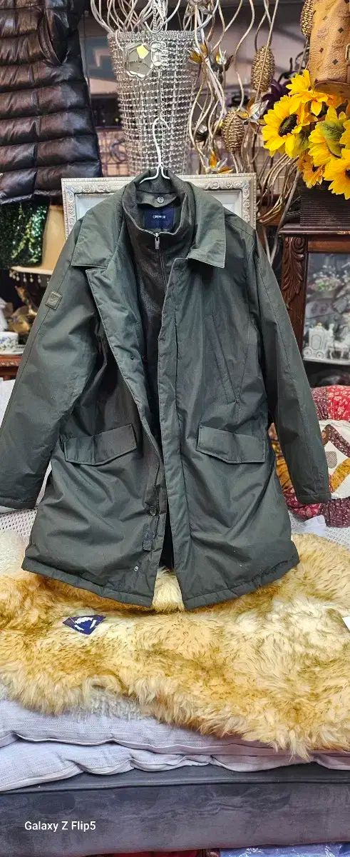 クルー ポリ ブレンド カーキ色 コート