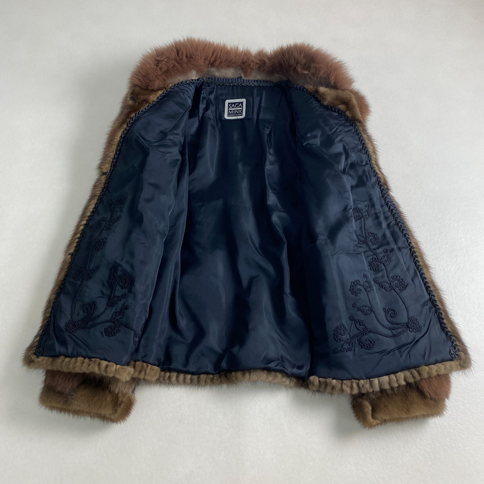 美品 ファーコート SAGA MINK 希少デザイン ブラウン L相当 - メルカリ
