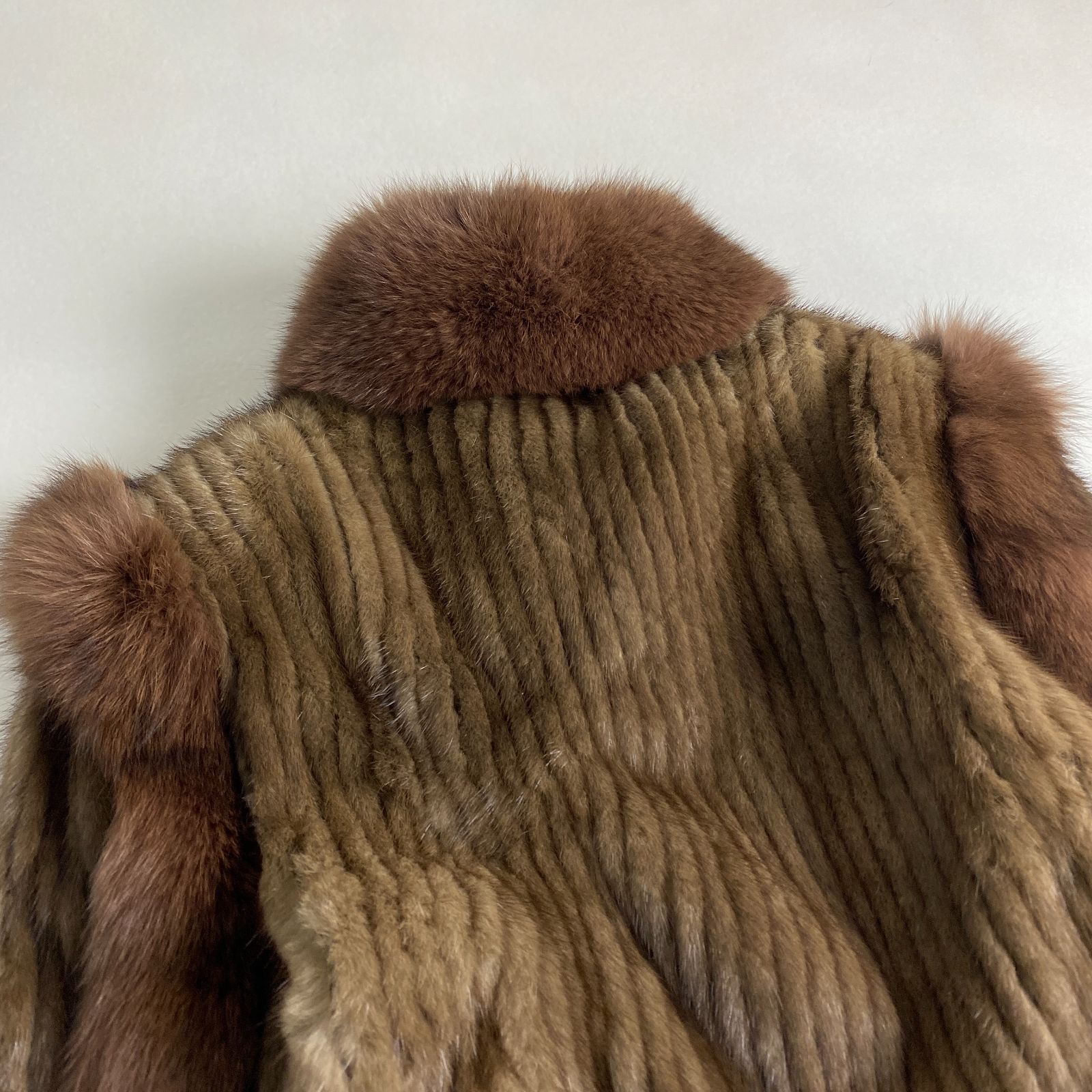 美品 ファーコート SAGA MINK 希少デザイン ブラウン L相当 - メルカリ