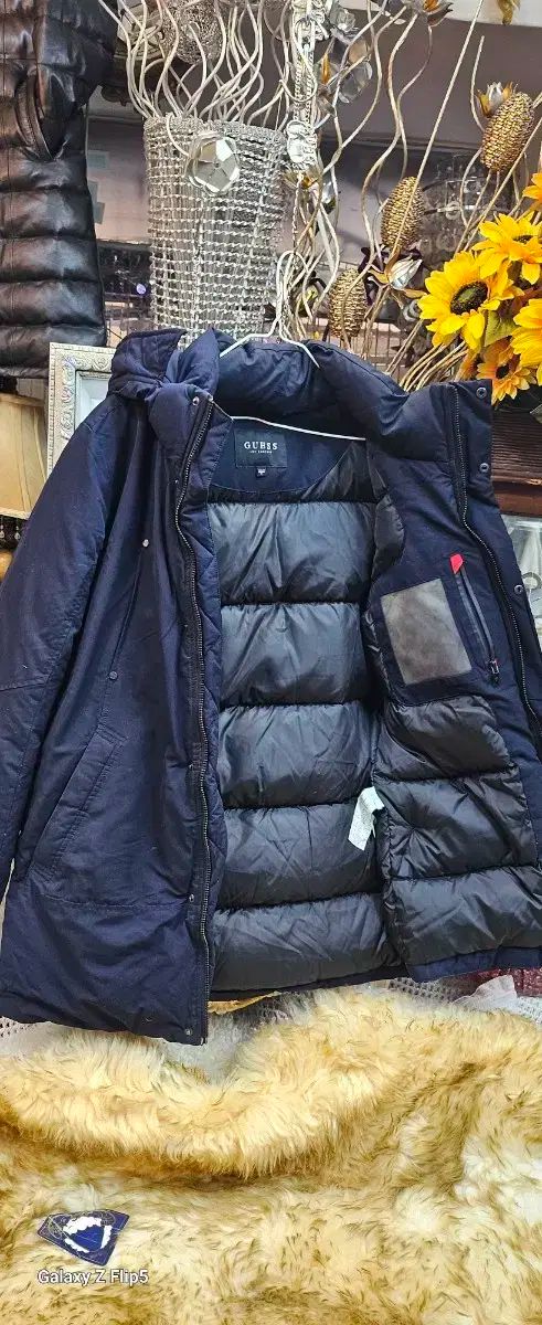 GUESS ネイビー ダウンジャケット ファー付きフード Puffer ジャケット 
