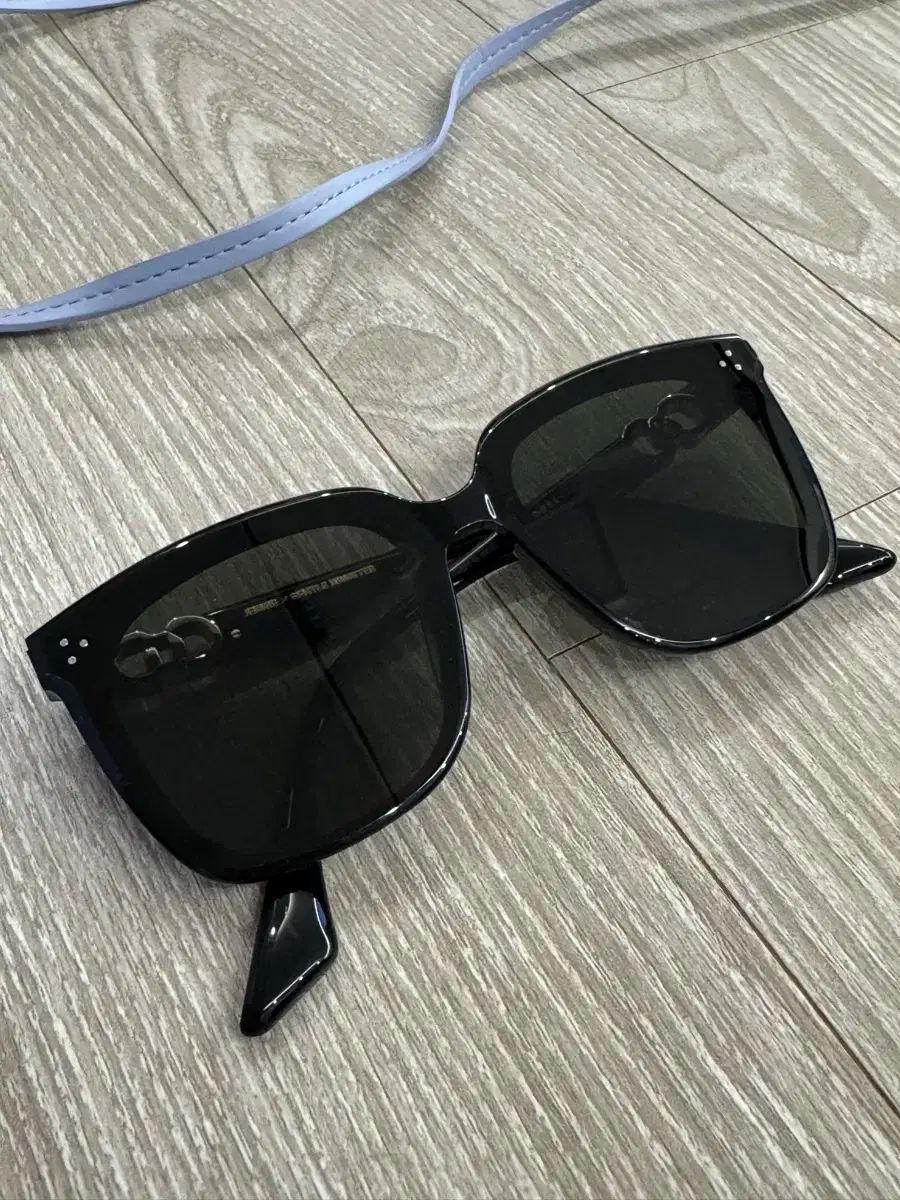  GENTLE MONSTER ジェントルモンスター エンジェル ジェニ サングラス サングラス 小物