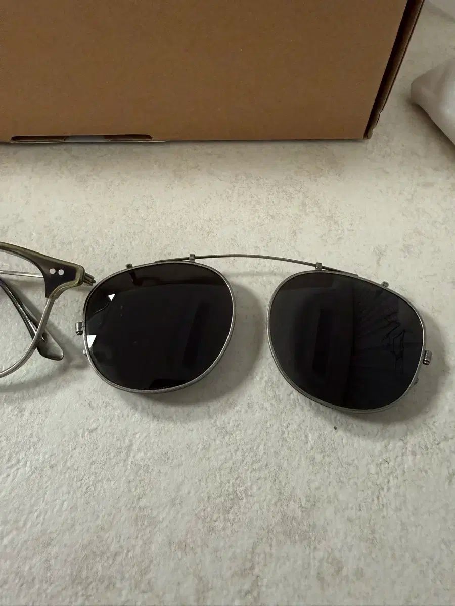 GENTLE MONSTER Alio GD-1 サングラス クリップ